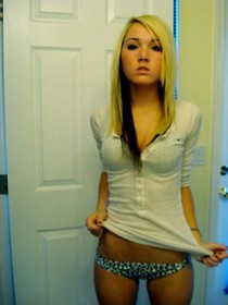 Exxxtra Small slut Anya