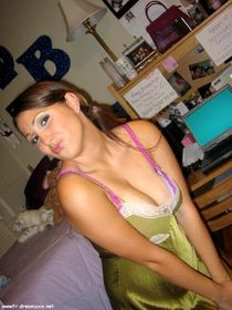 Lovely bombshell Shrima